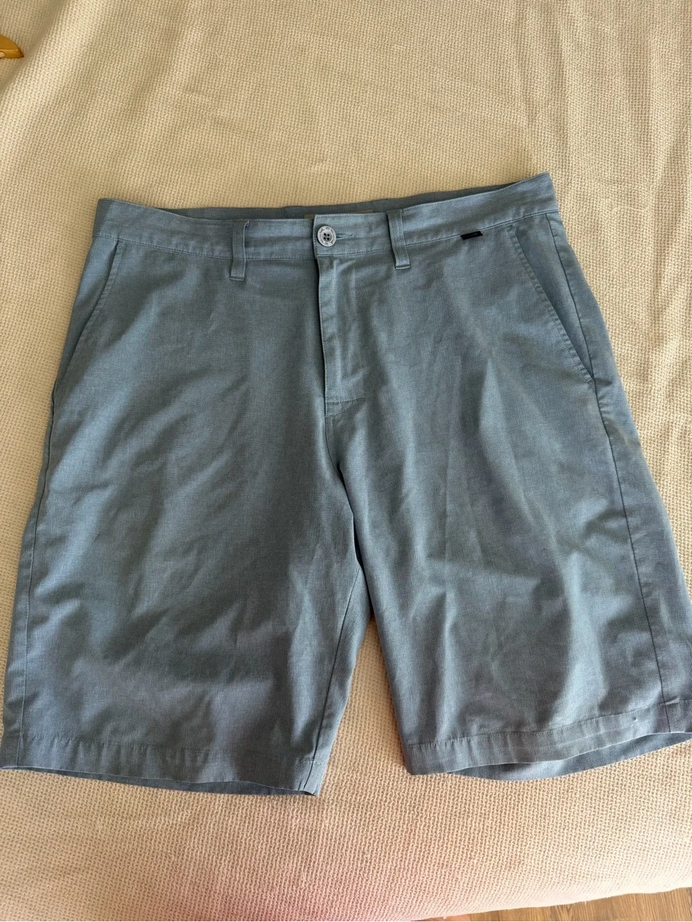 Travis Mathew Men's Casual Light Blue Chino Shorts 9” Inseam